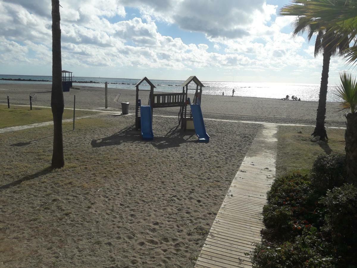 Beachfront Apartment Diana 2 贝纳尔马德纳 外观 照片